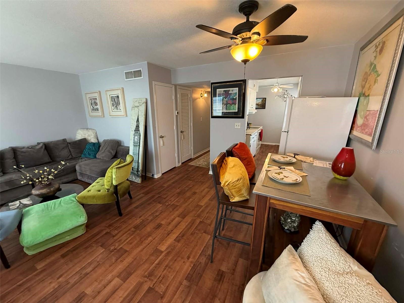 LES CHATEAUX CONDO - Residential