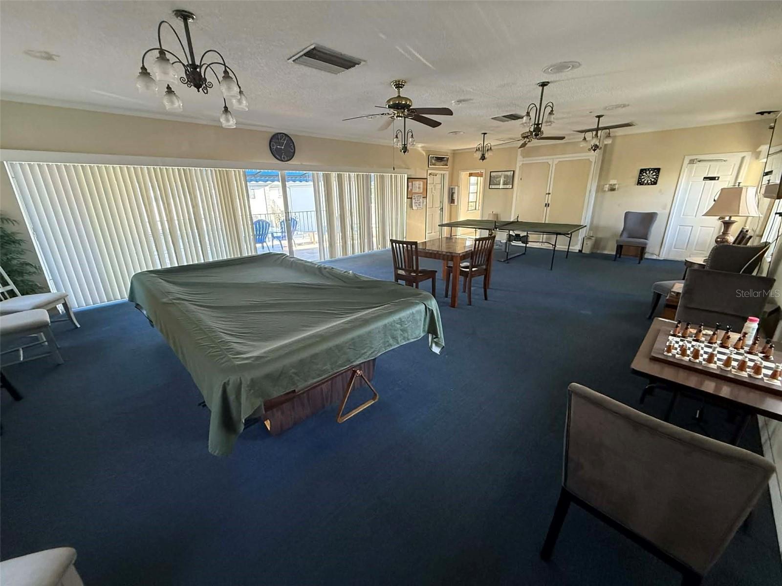 LES CHATEAUX CONDO - Residential