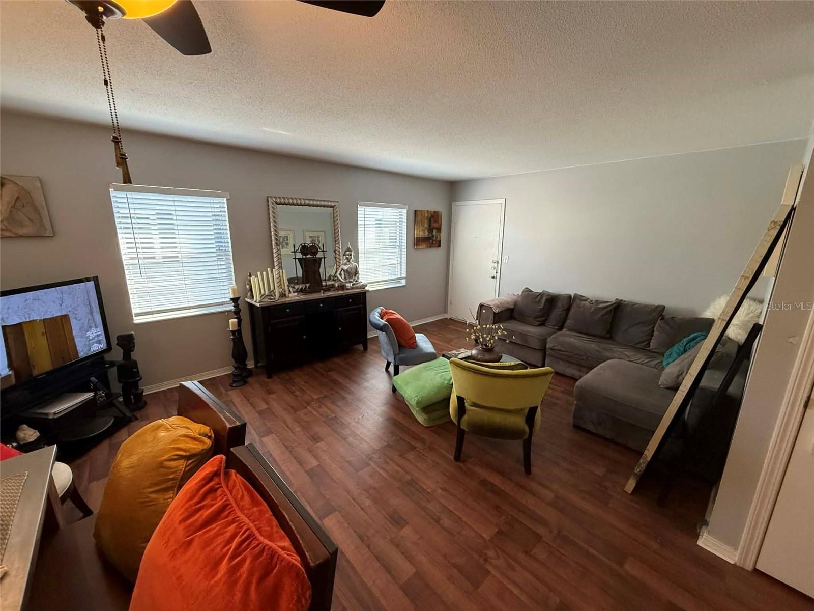 LES CHATEAUX CONDO - Residential