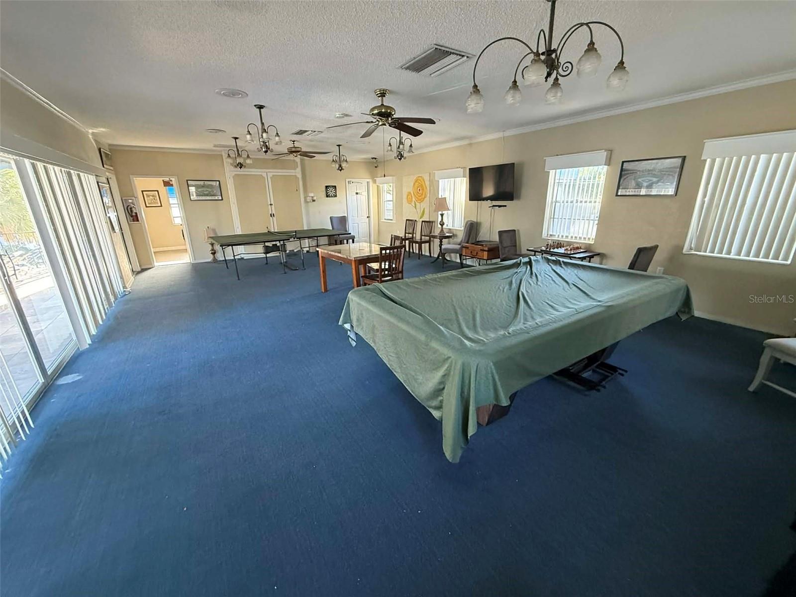 LES CHATEAUX CONDO - Residential