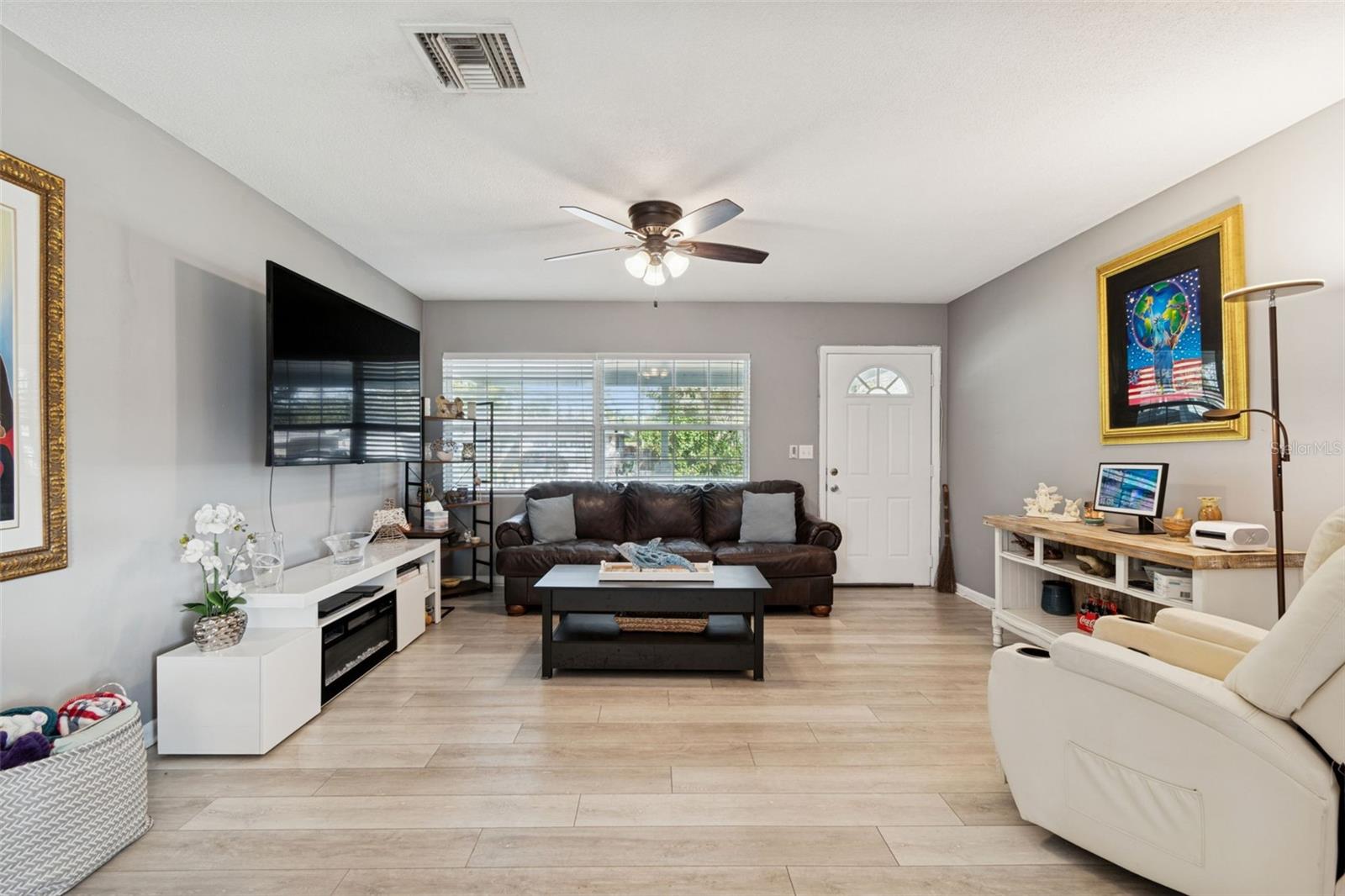 HARBOR CREST - Residential