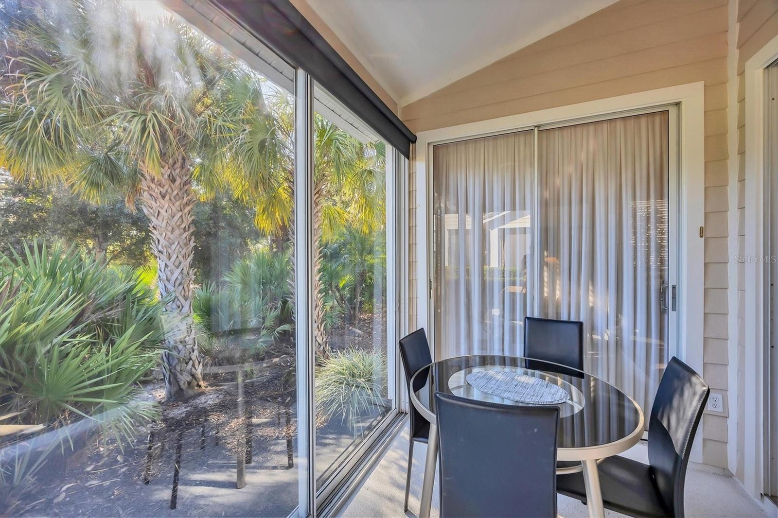 UNIVERSITY PARK COUNTRY CLUB - Residential