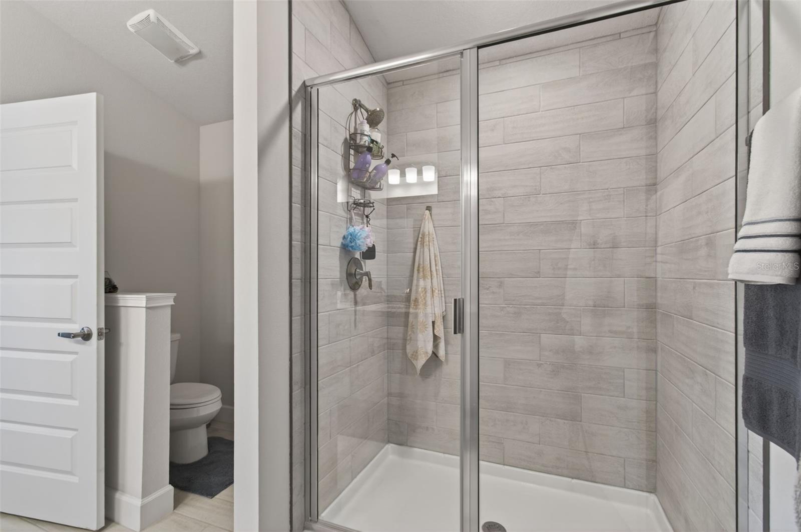 COUNTRY WAY SOUTH PH 1 PB 38 PG 79 - Residential