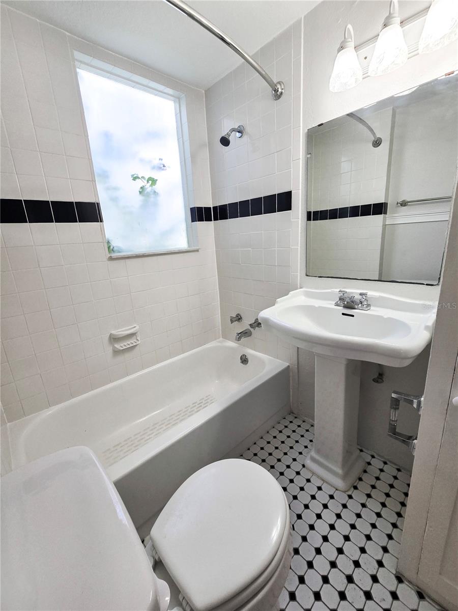 NYDEGGERS WEST ELBERT SUB - Residential Lease