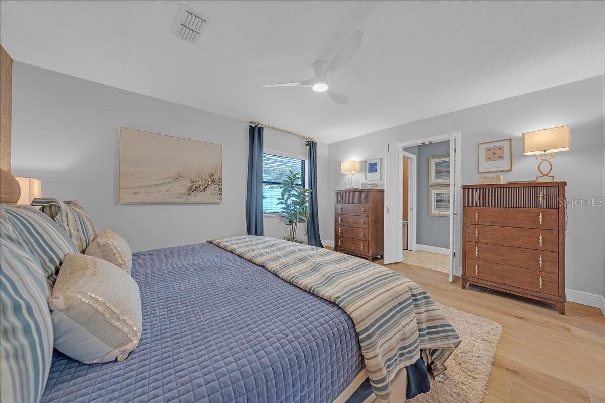 EAGLE MANOR - Residential