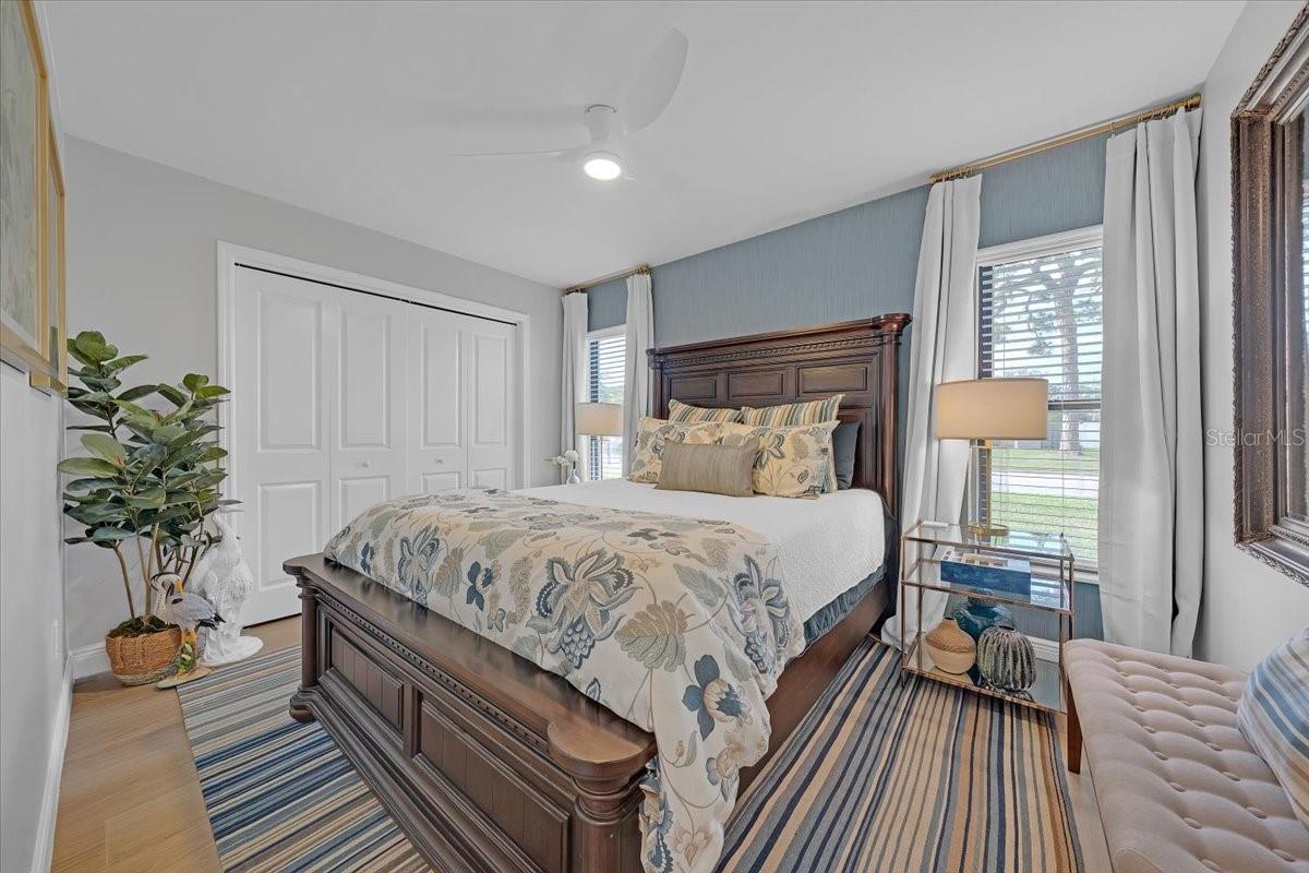 EAGLE MANOR - Residential