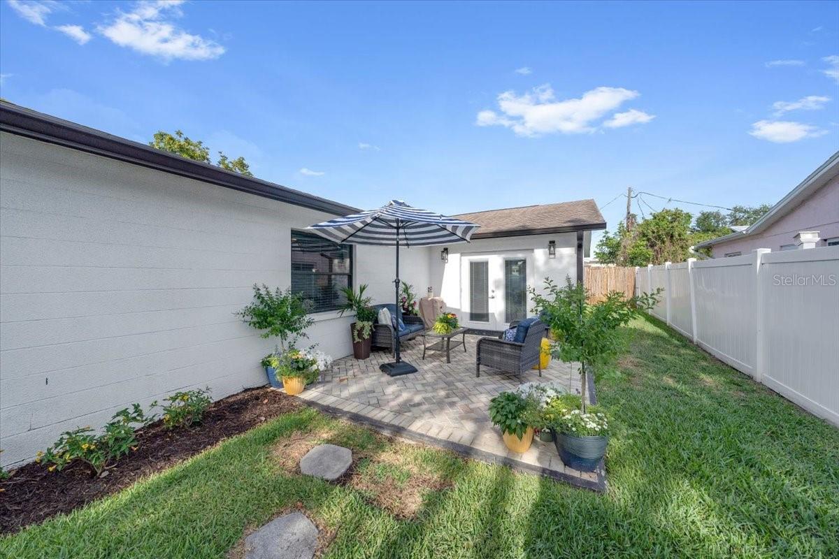 EAGLE MANOR - Residential