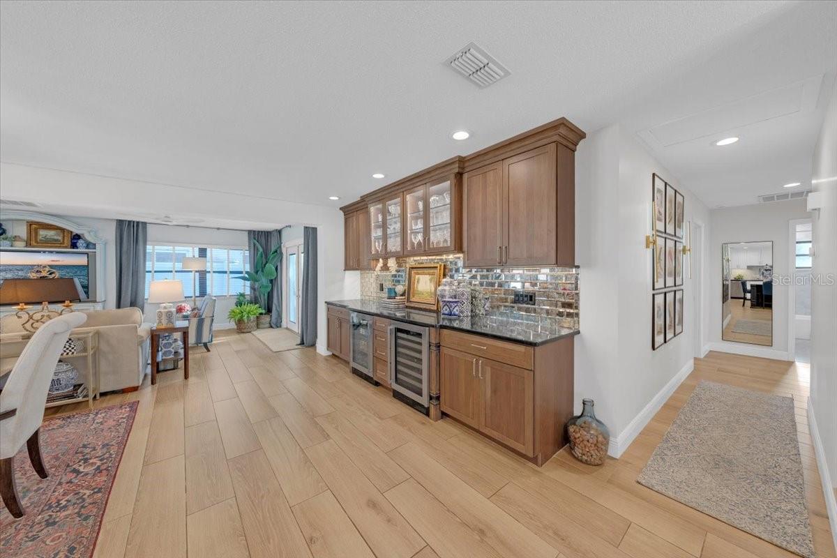 EAGLE MANOR - Residential