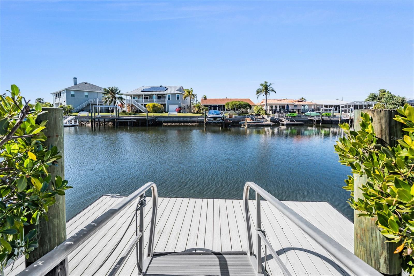 FLOR A MAR - Residential