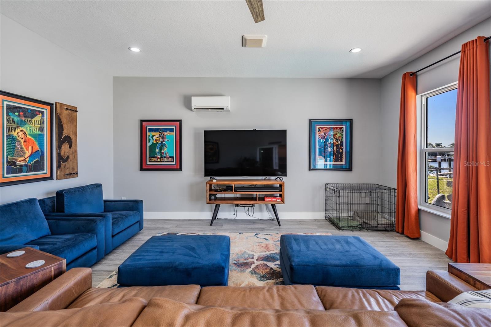 FLOR A MAR - Residential