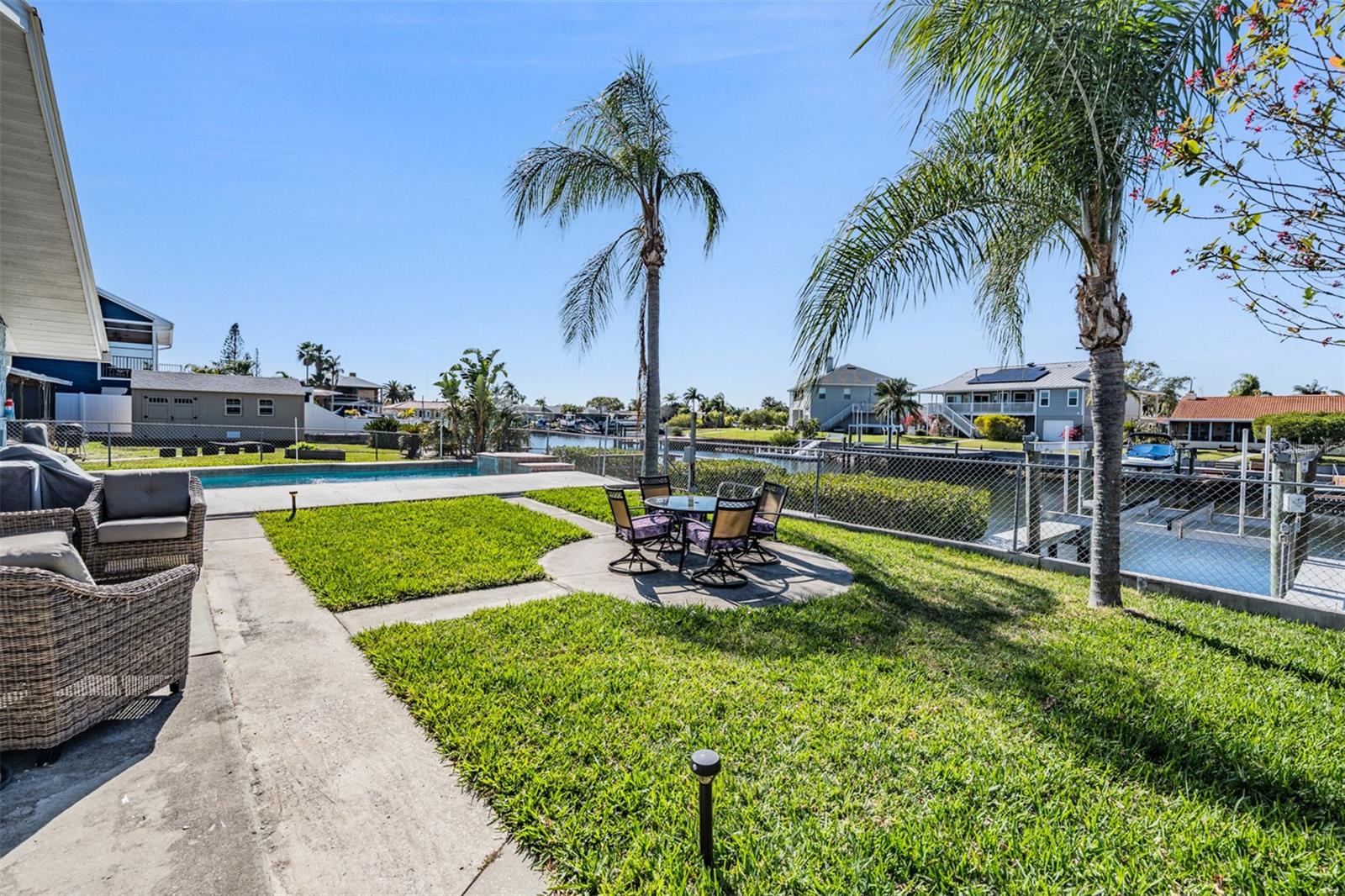 FLOR A MAR - Residential