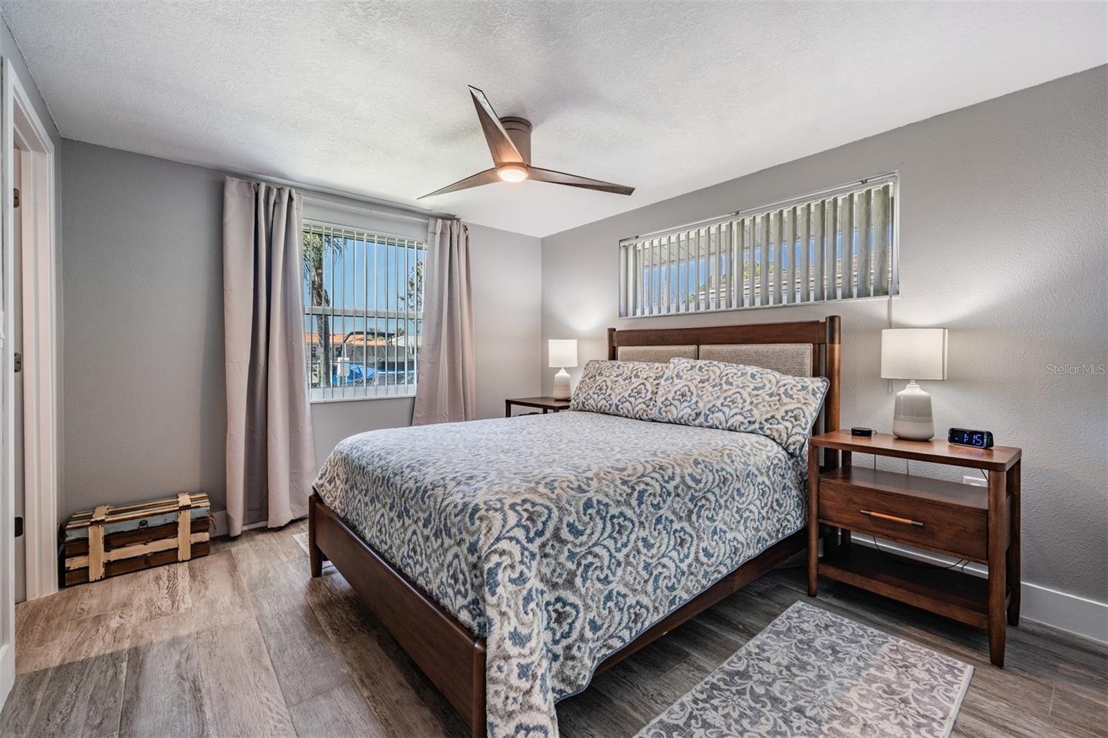 FLOR A MAR - Residential