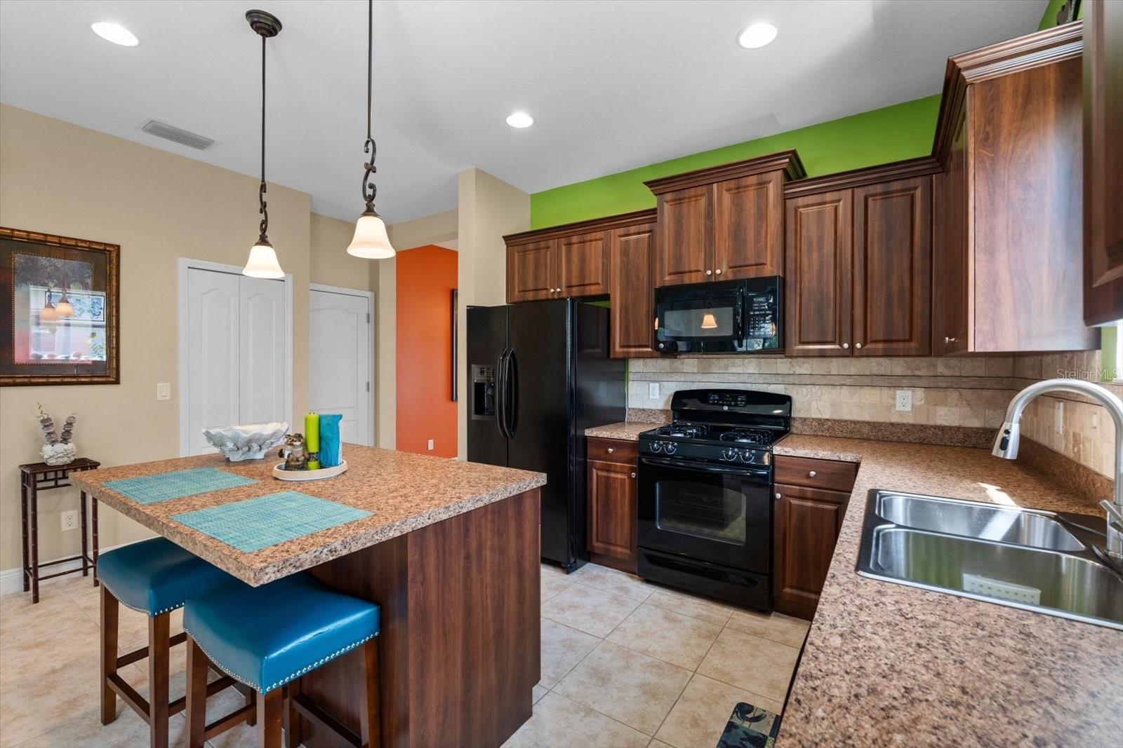 CENTRAL PARK PH B-1 - Residential