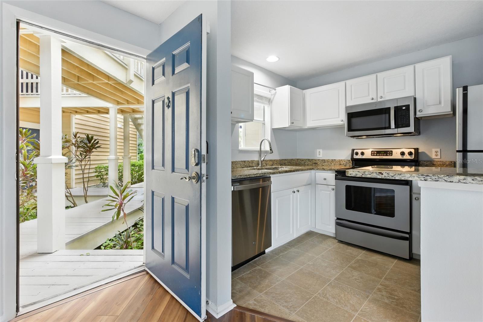 115 112TH AVENUE NE 1016