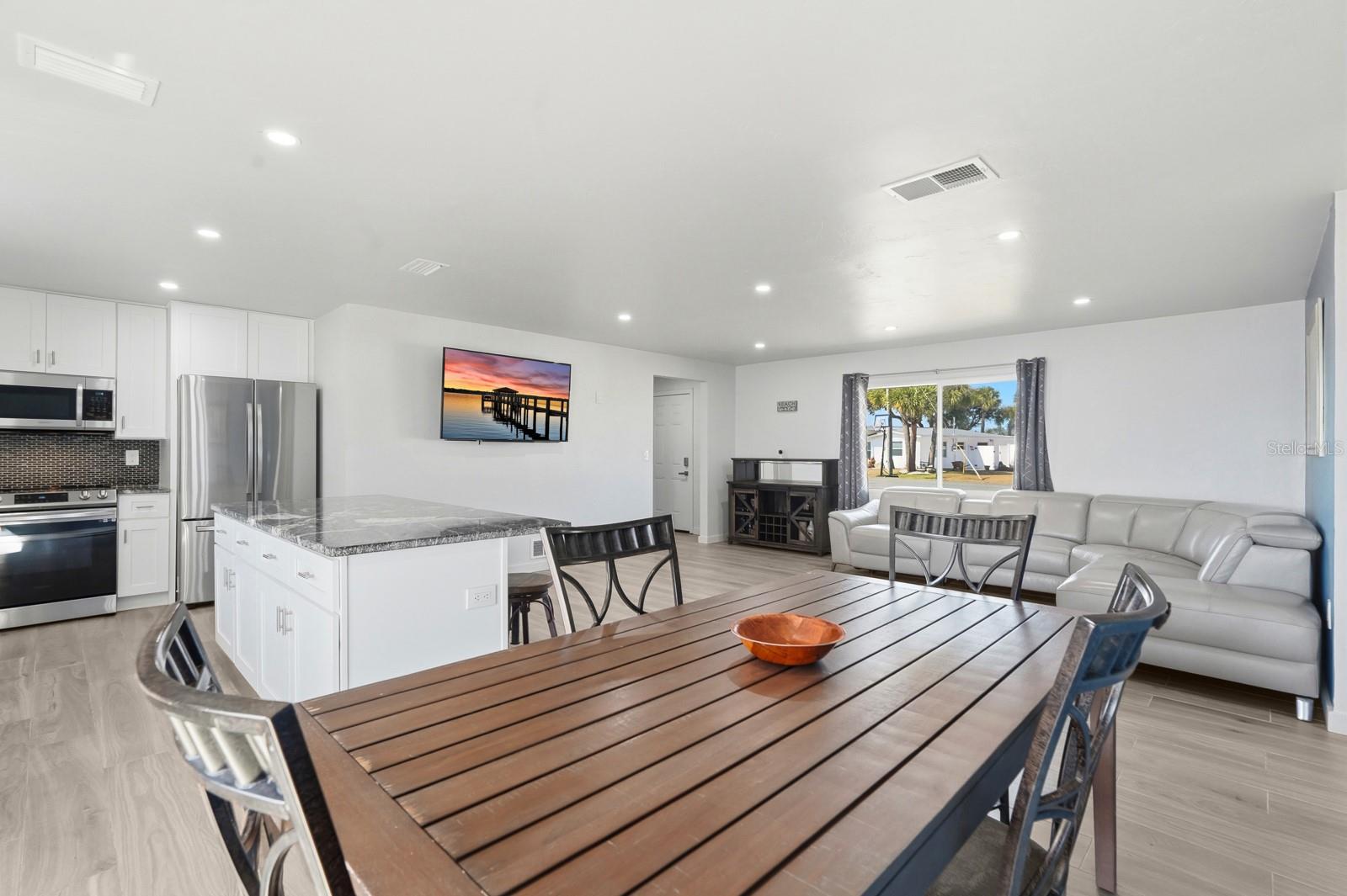 FLAGLER BEACH - Residential