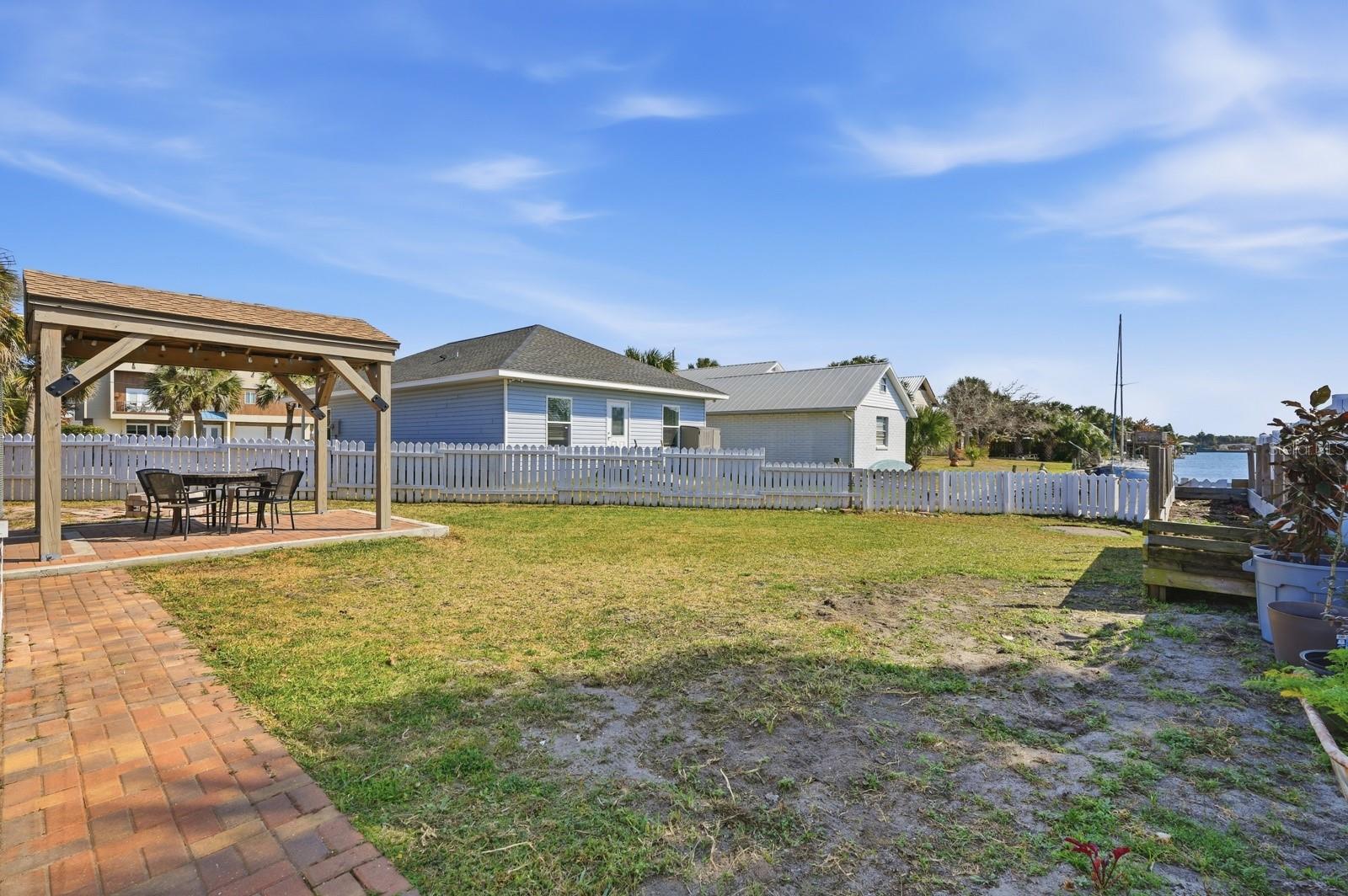 FLAGLER BEACH - Residential