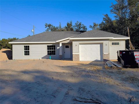 A home in DUNNELLON