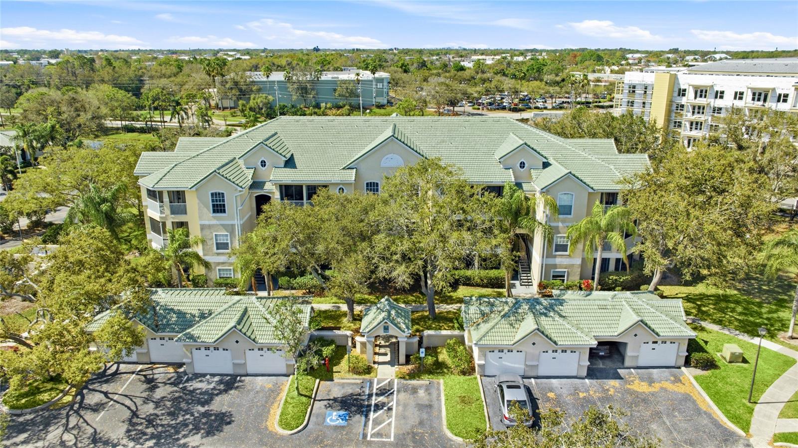 SERENADE ON PALMER RANCH - Residential