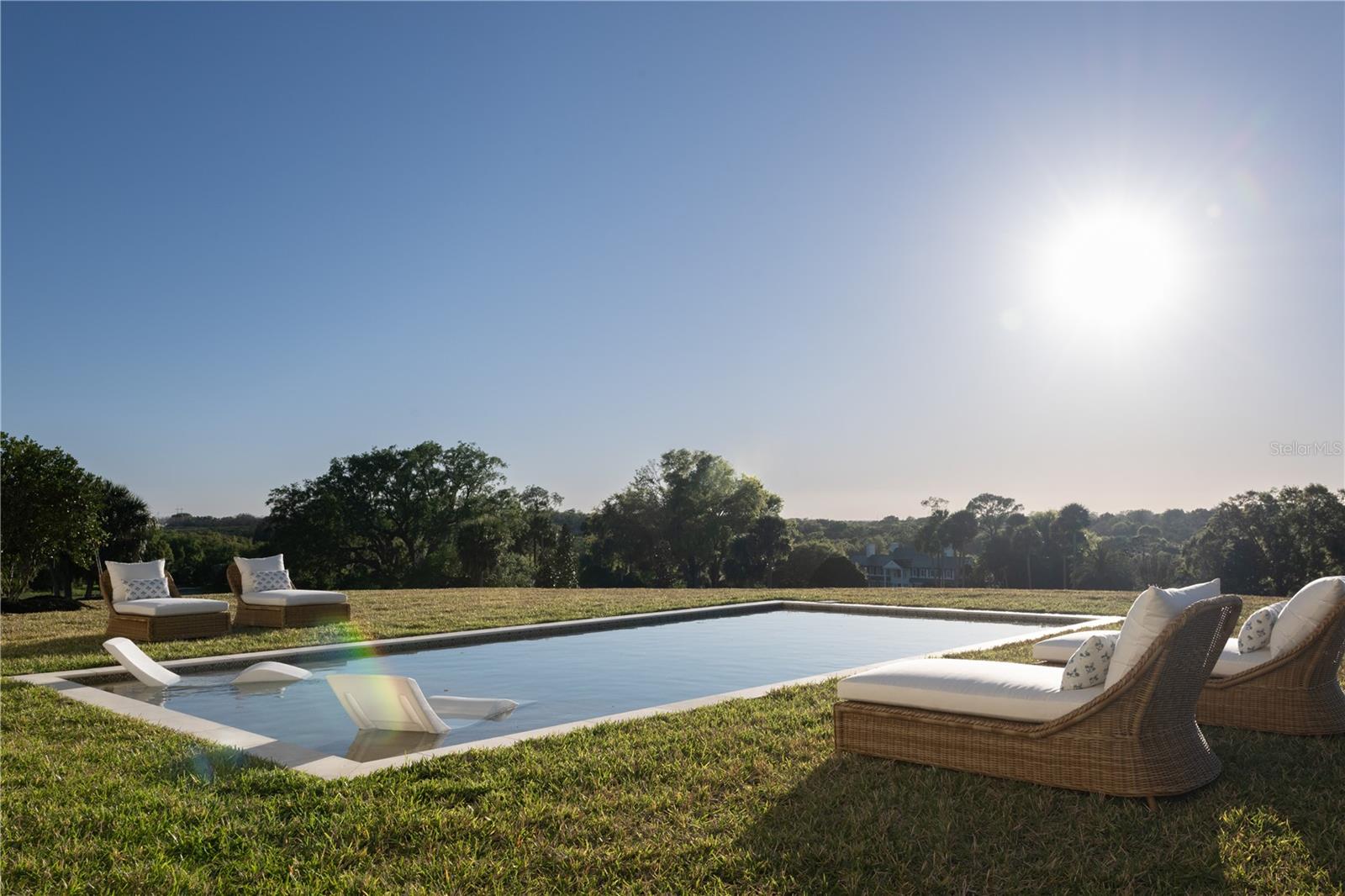 MOUNTAIN LAKE UNREC - Residential