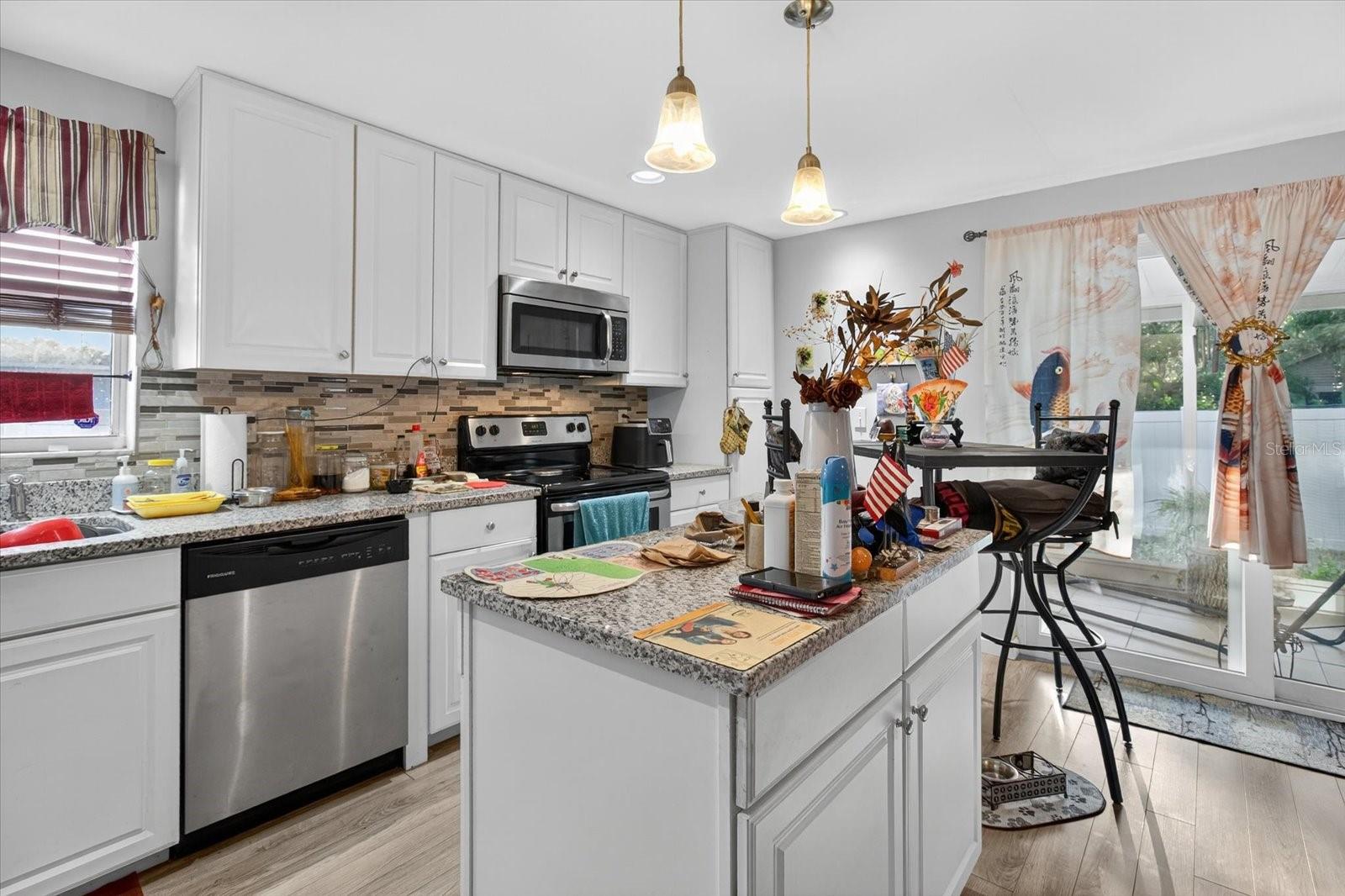 TRENTWOOD MANOR - Residential