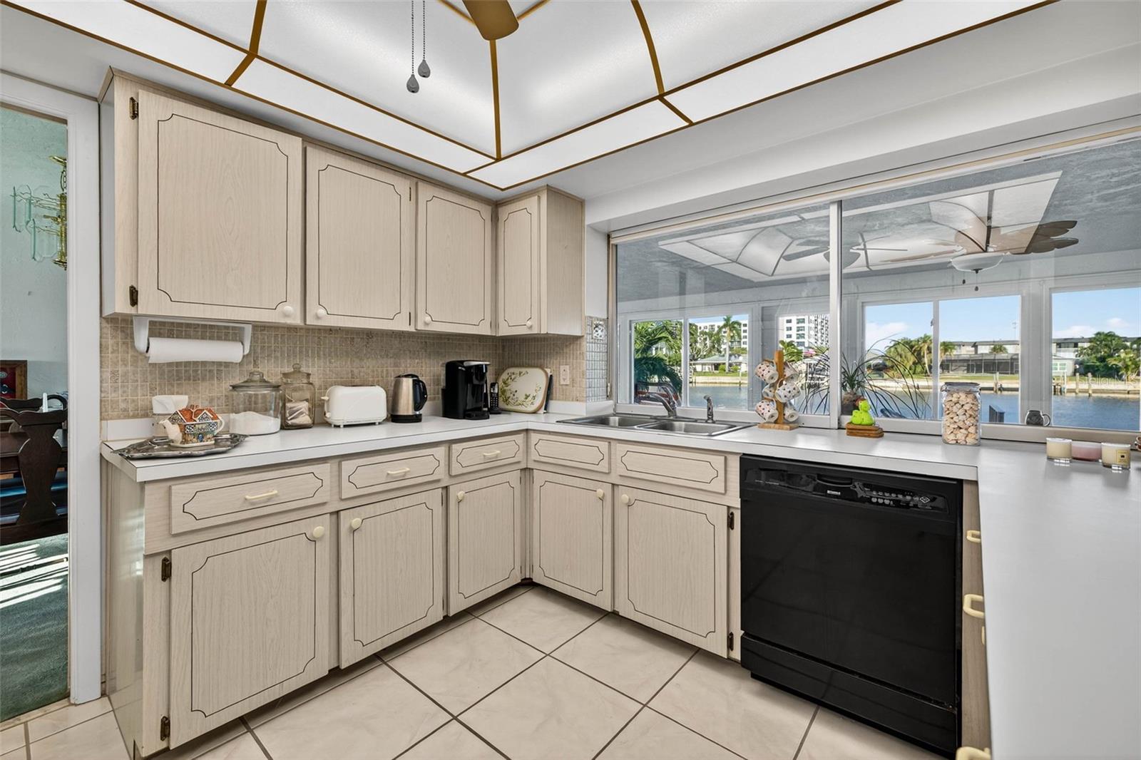 BROADWATER - Residential