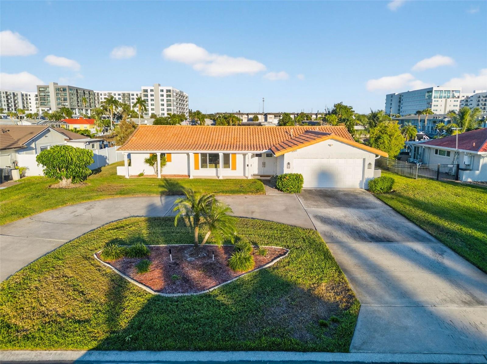 BROADWATER - Residential