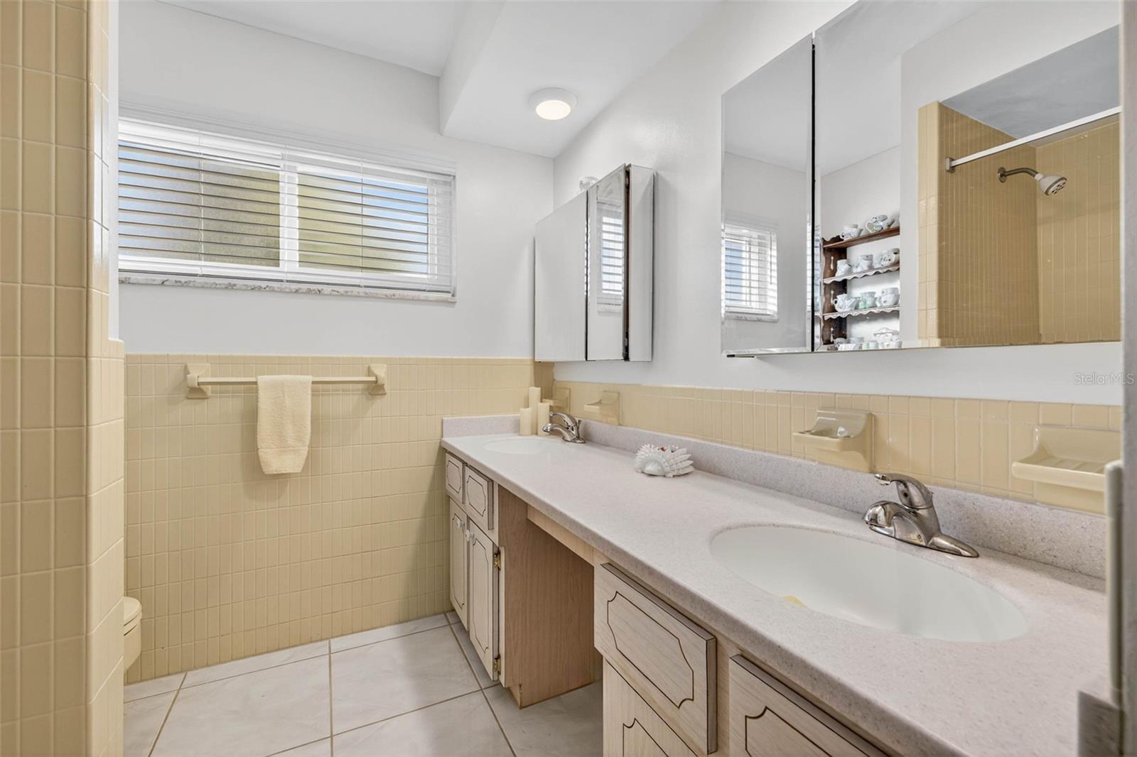 BROADWATER - Residential