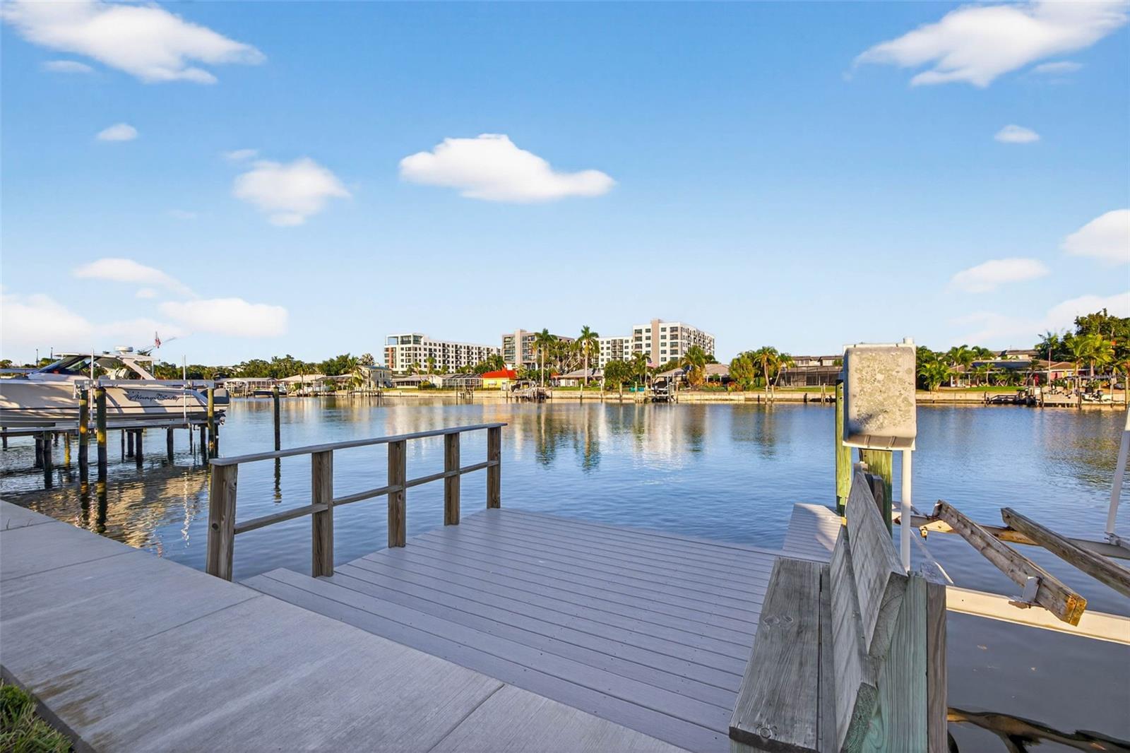 BROADWATER - Residential