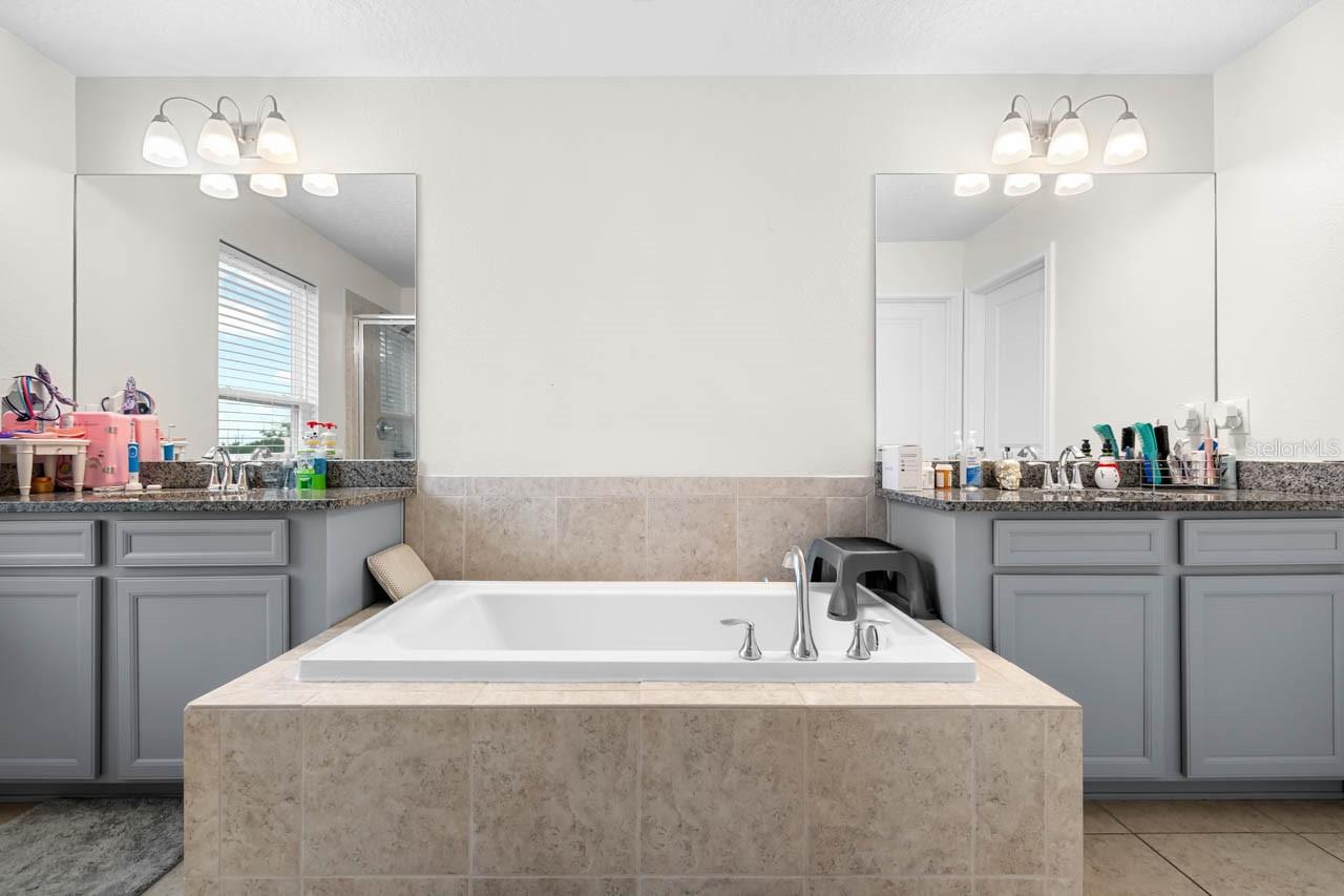 BOYETTE PARK PH 1E - Residential