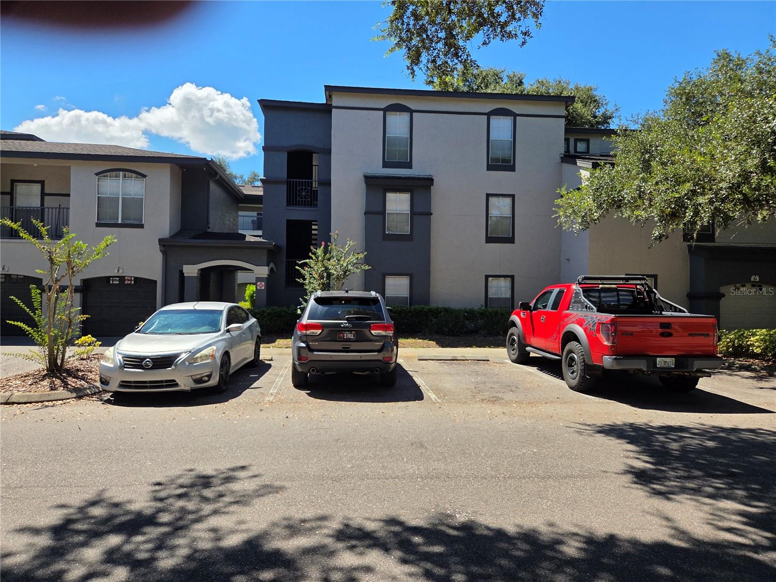 THE FALLS AT NEW TAMPA - Residential