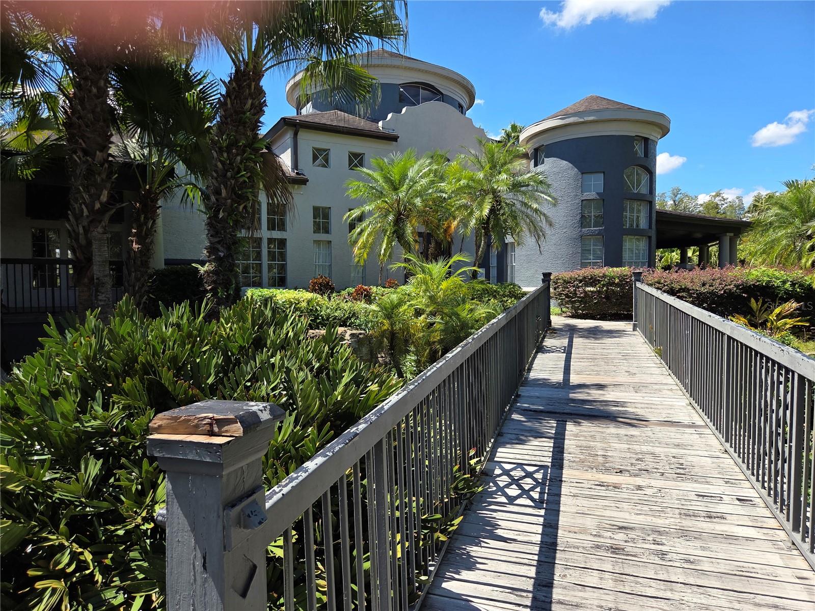 THE FALLS AT NEW TAMPA - Residential