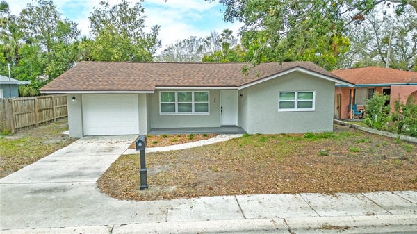 1122 TANGERINE ST, CLEARWATER, FL 33755 - Image 962eb074c58aeb69f80da477c816cef5/2517185430