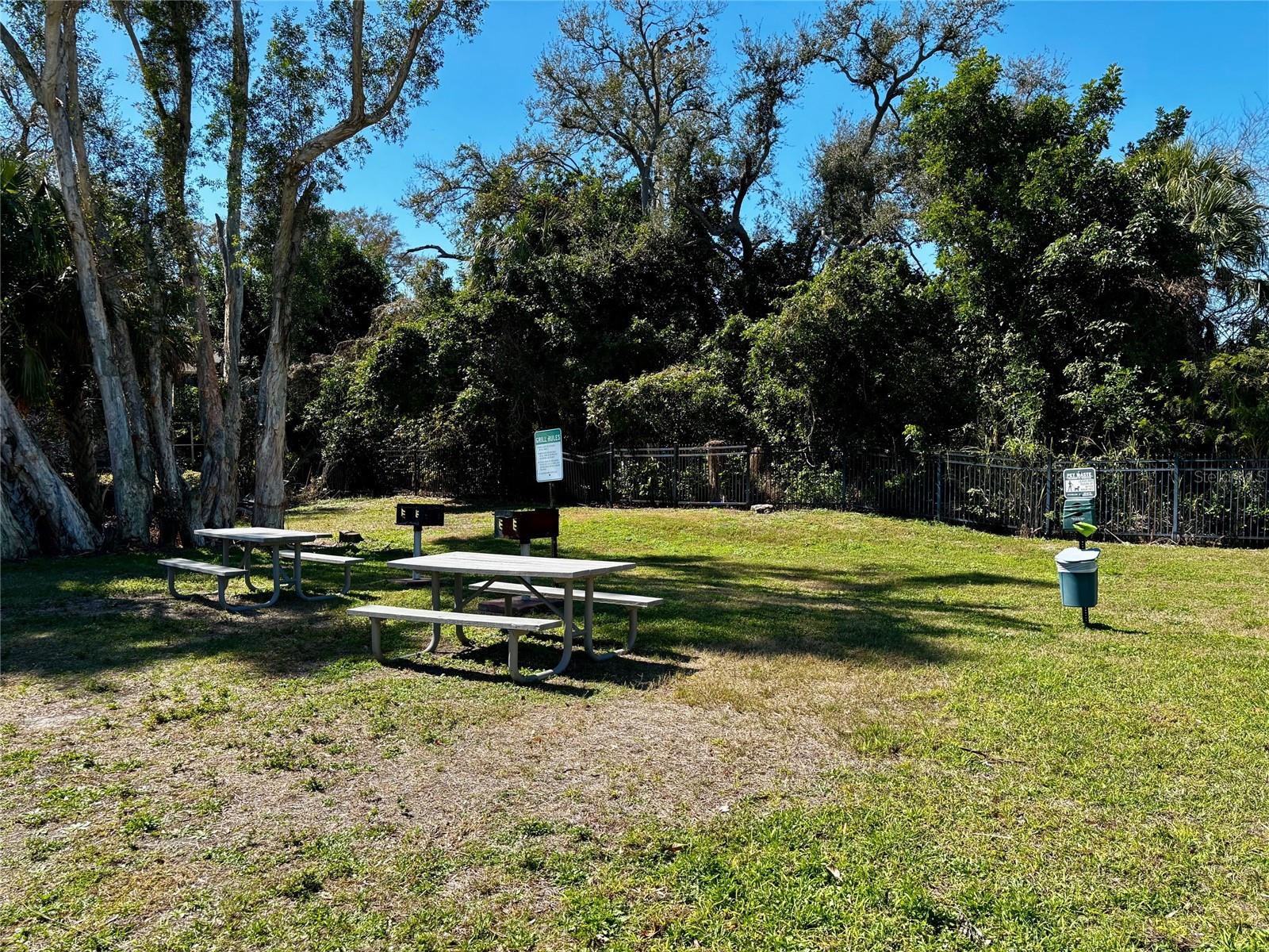 GARDEN WALK PH 1 - Residential