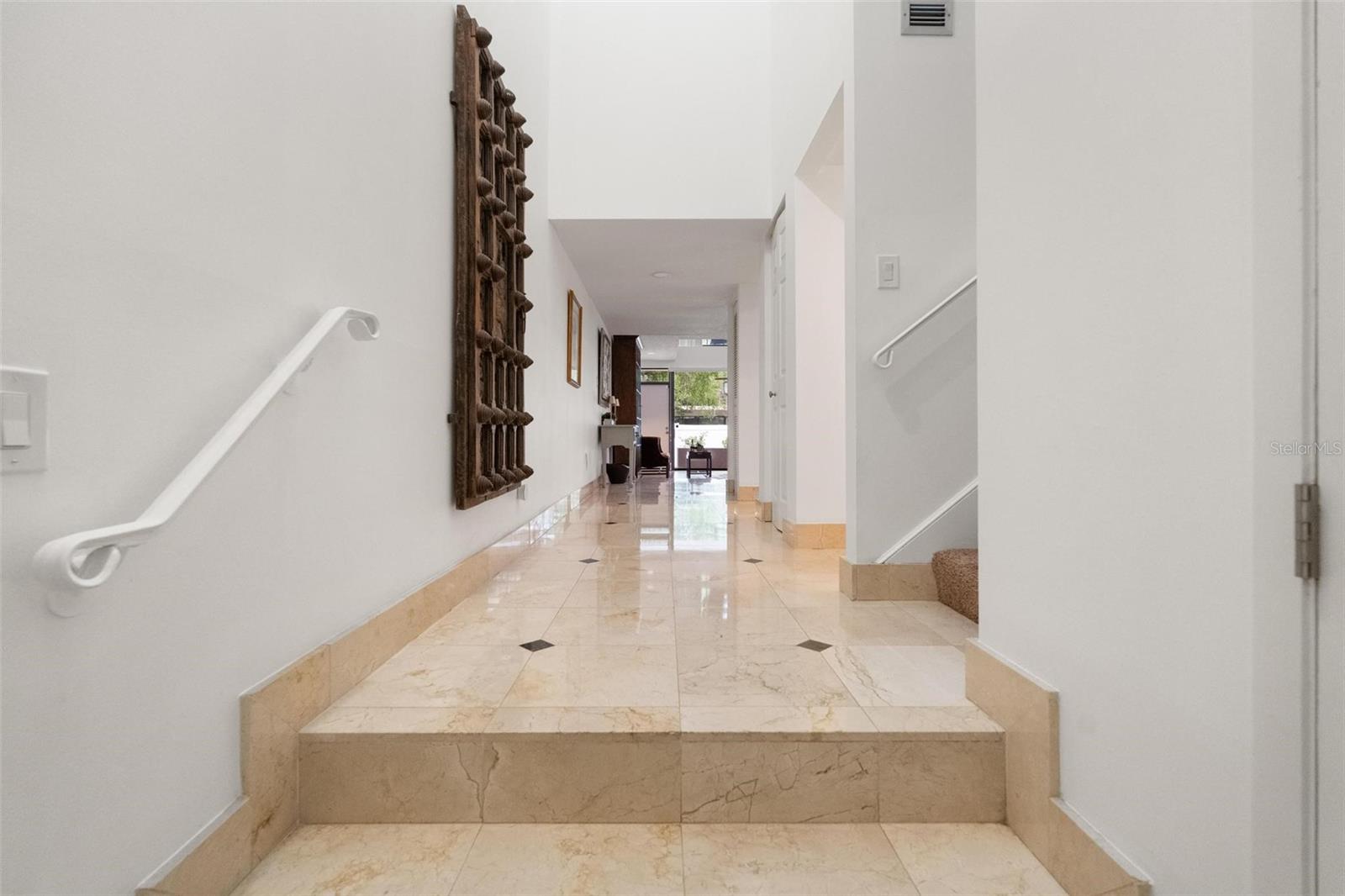 301 2ND STREET N 14