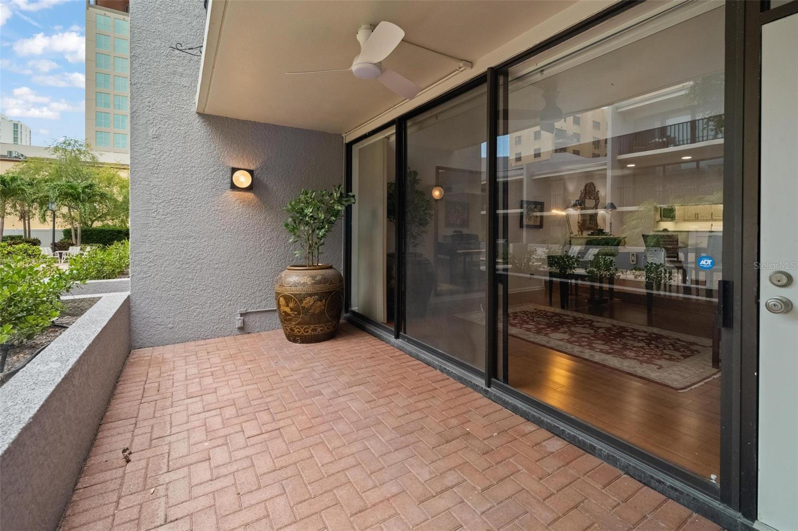 301 2ND STREET N 14