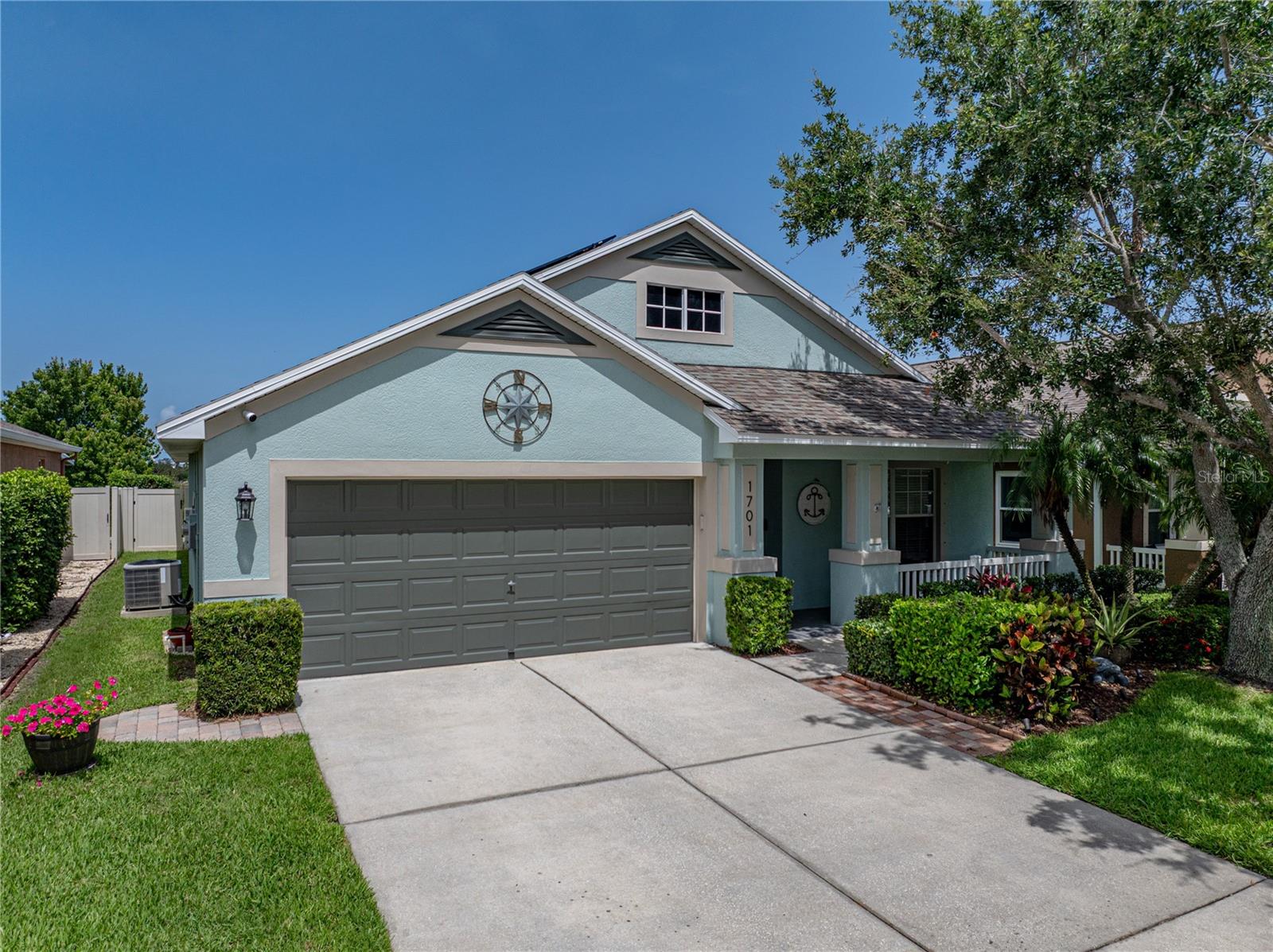 1701 BONITA BLUFF COURT
