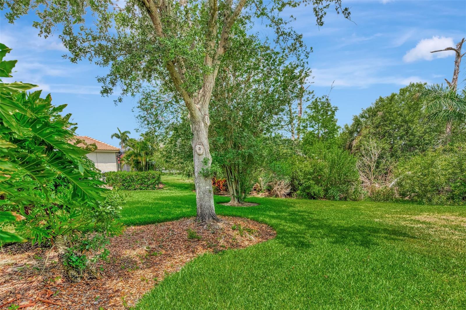 RIVERWOOD - Residential