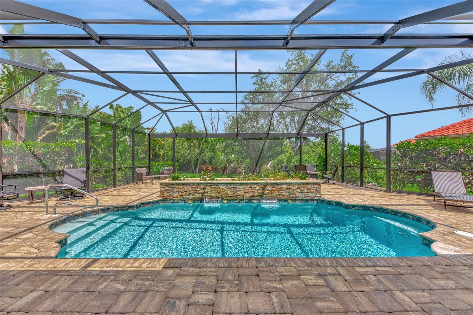 RIVERWOOD - Residential