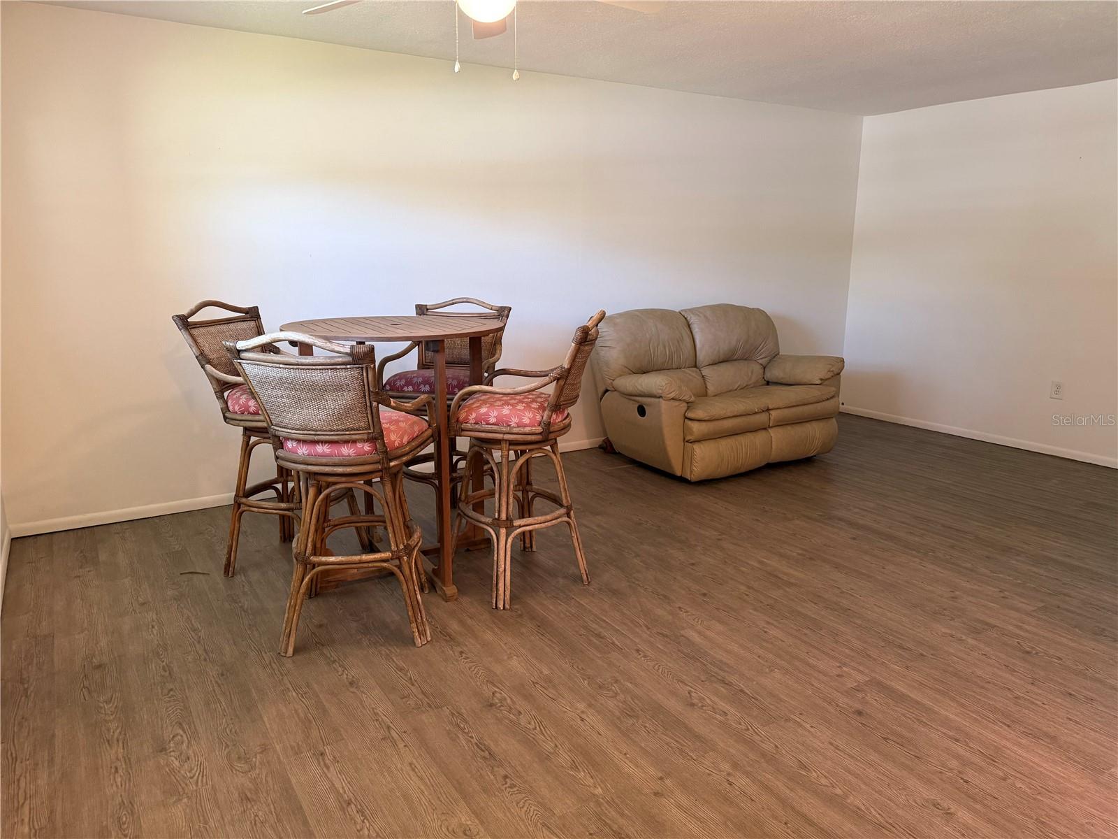 PURITAN ARMS - Residential Lease