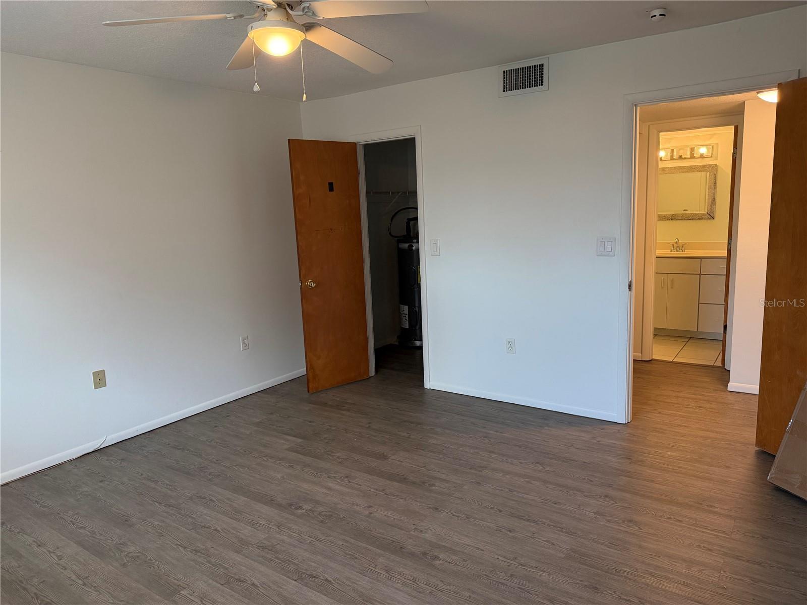 PURITAN ARMS - Residential Lease