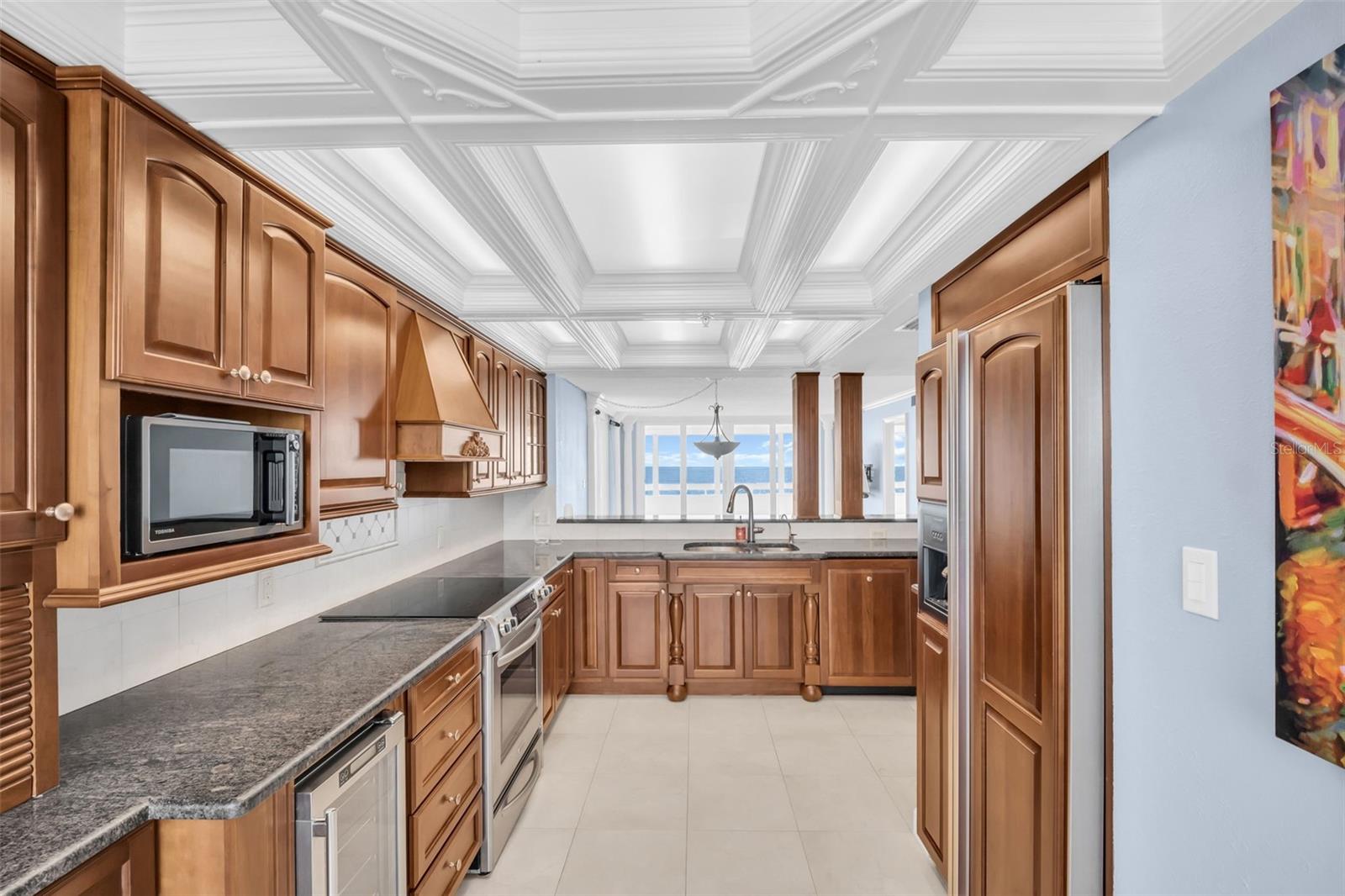 REDINGTON TOWERS 1 CONDO - Residential