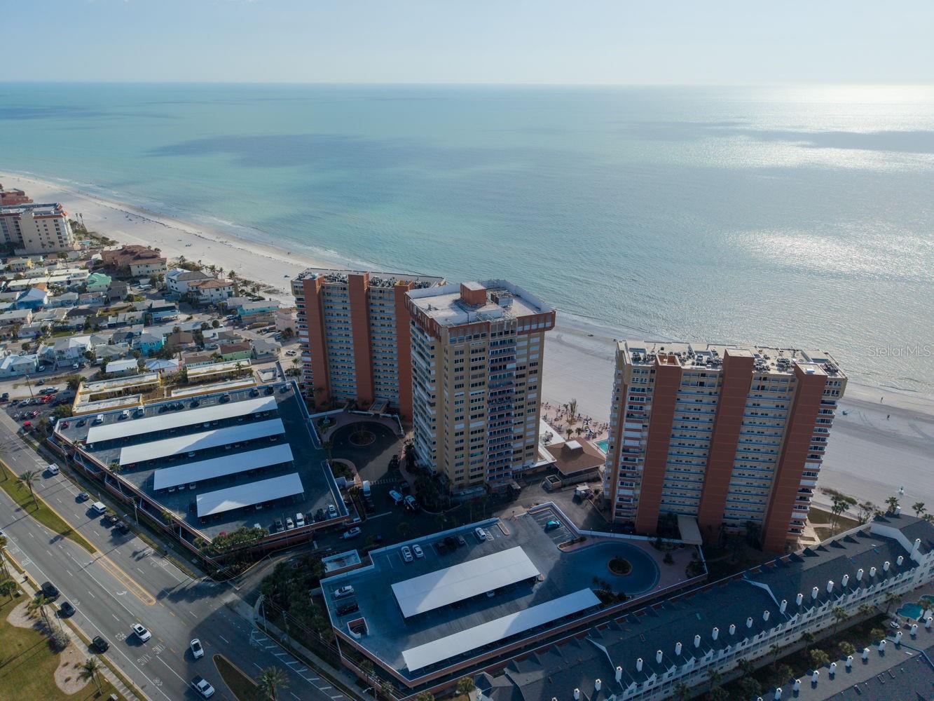 REDINGTON TOWERS 1 CONDO - Residential