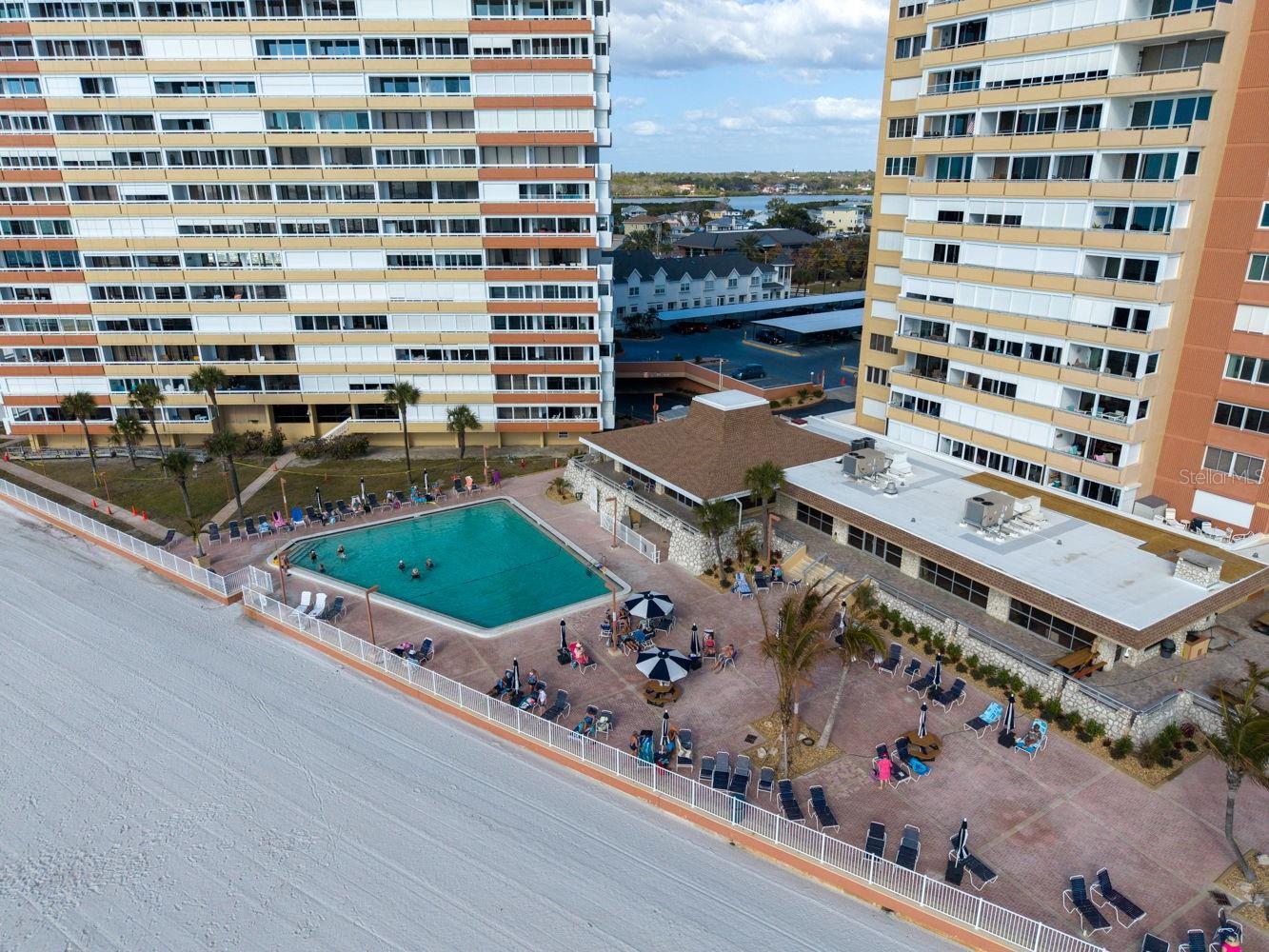 REDINGTON TOWERS 1 CONDO - Residential