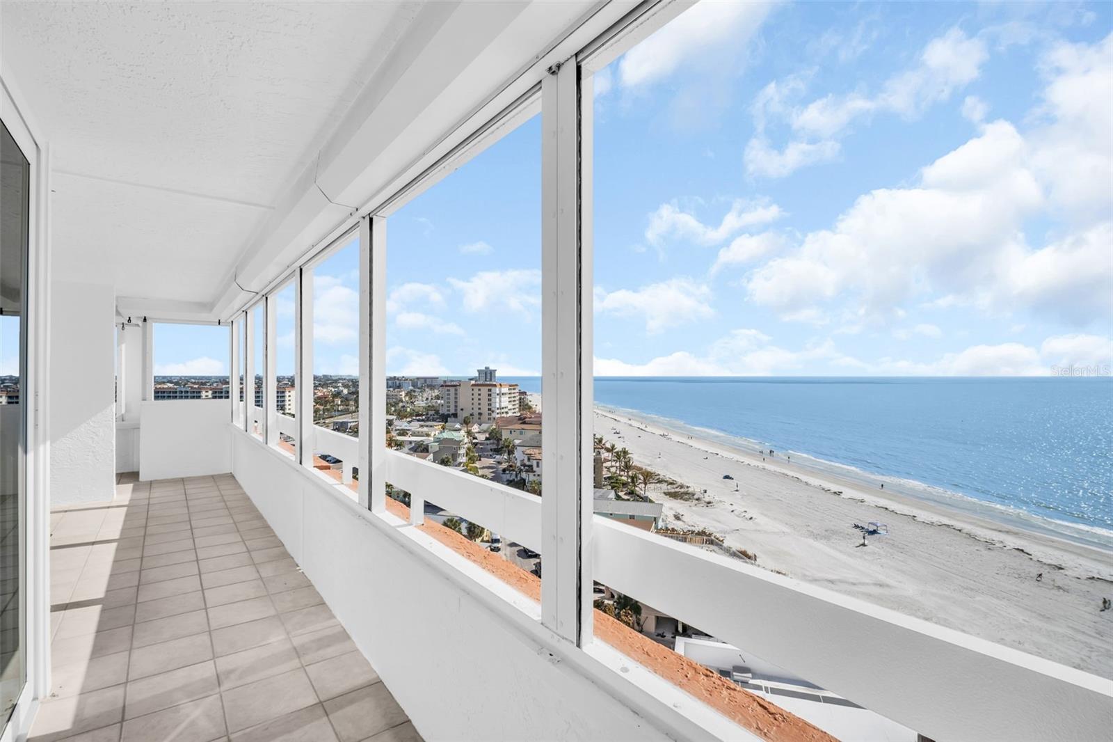 REDINGTON TOWERS 1 CONDO - Residential