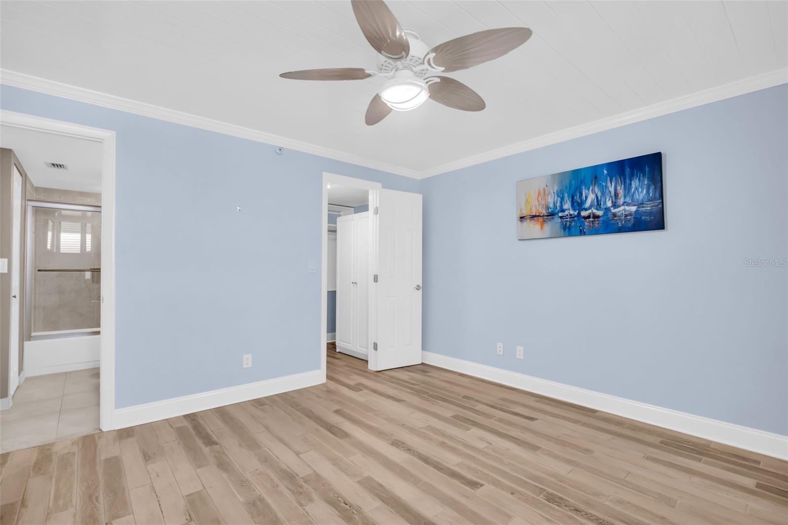 REDINGTON TOWERS 1 CONDO - Residential