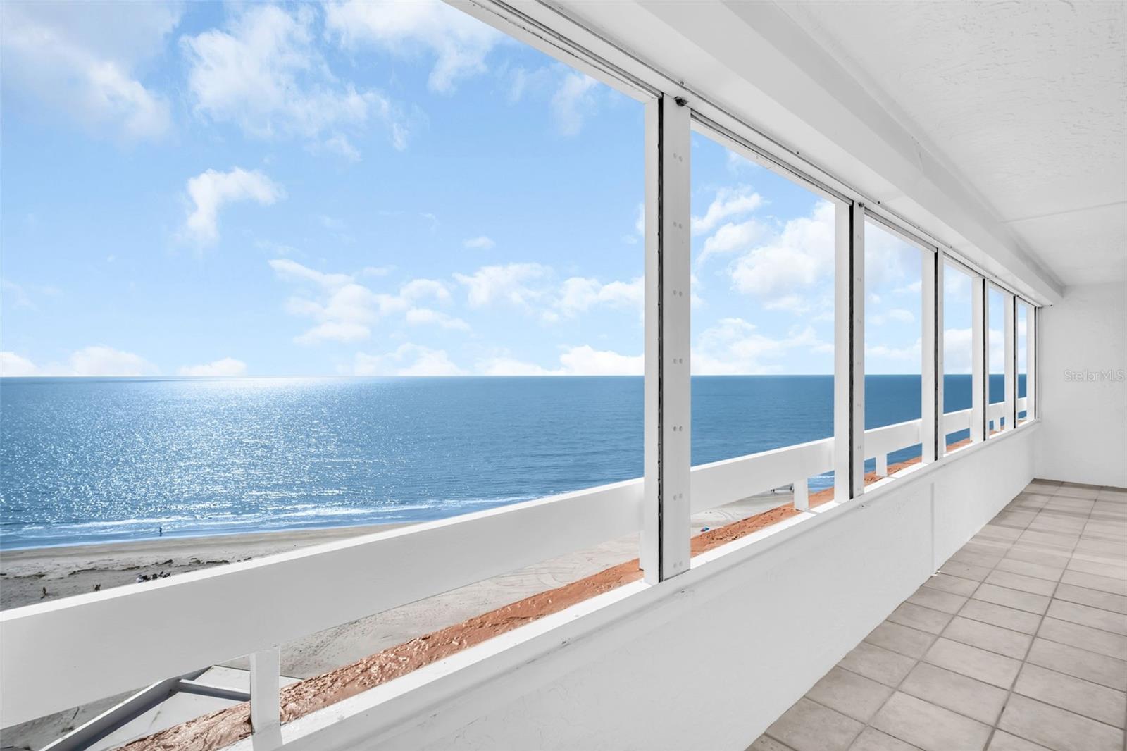 REDINGTON TOWERS 1 CONDO - Residential