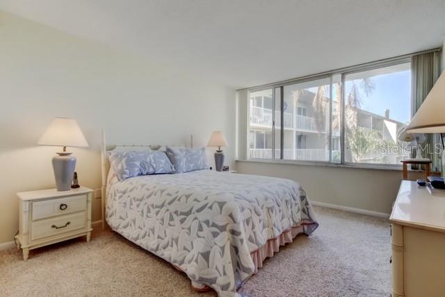 ISLA KEY CONDO - Residential