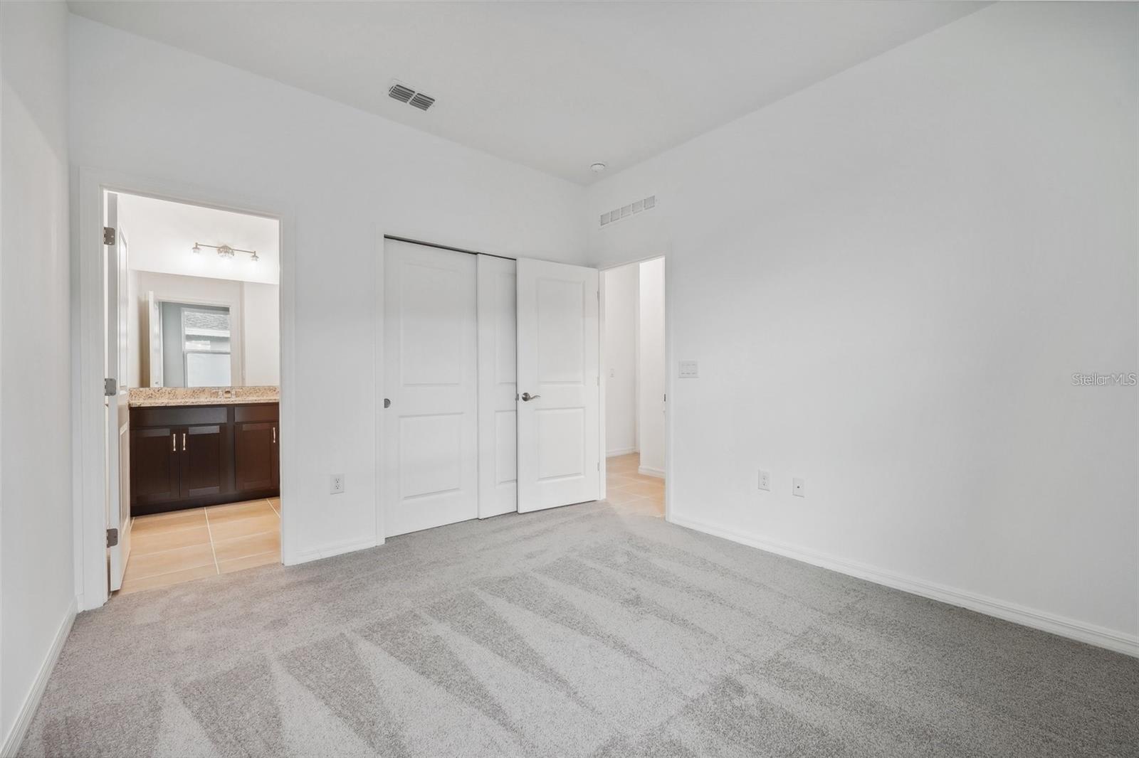 AVALON PARK TAVARES - Residential