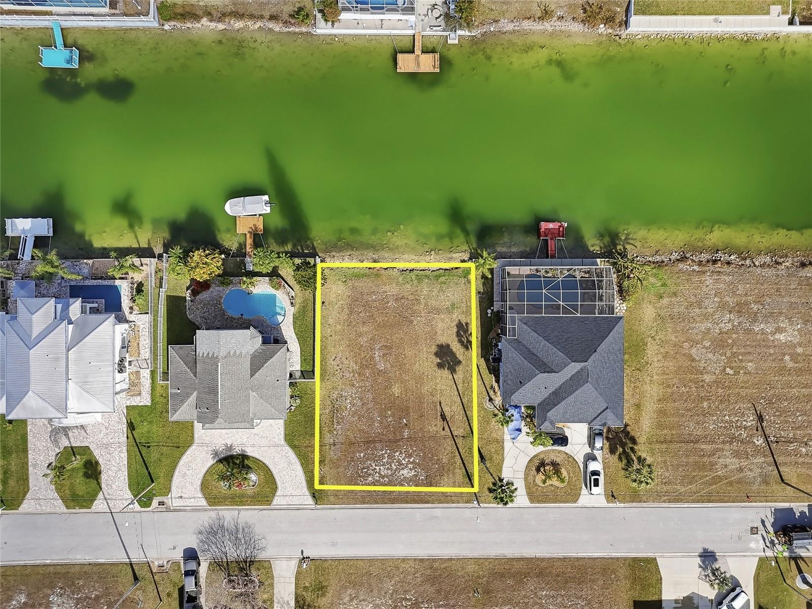 HERNANDO BEACH - Land