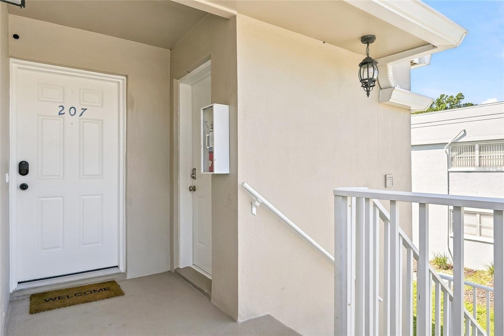 Photo of 919 Osceola Road #207, Belleair, FL 33756 (MLS # TB8558977)